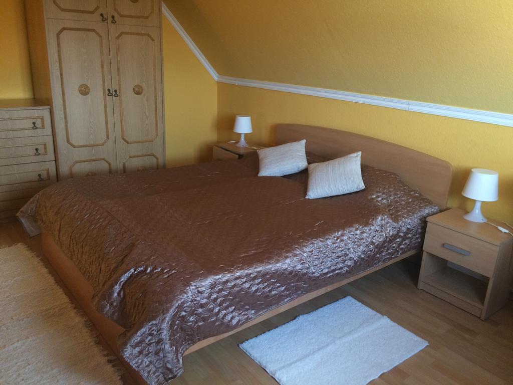 Kamilla Apartman Fonyod Exterior photo